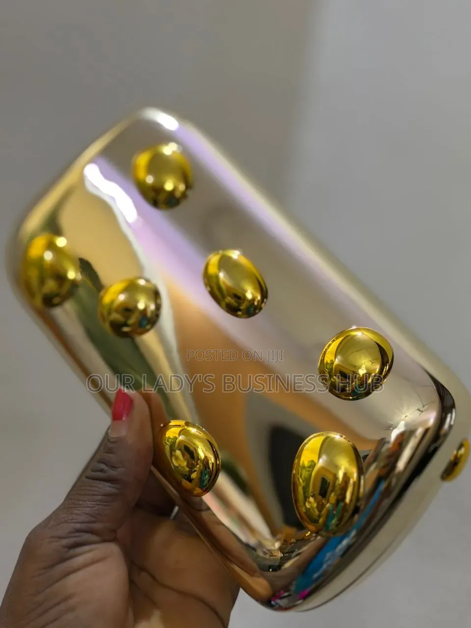 Classy Clutch for All Occasion
