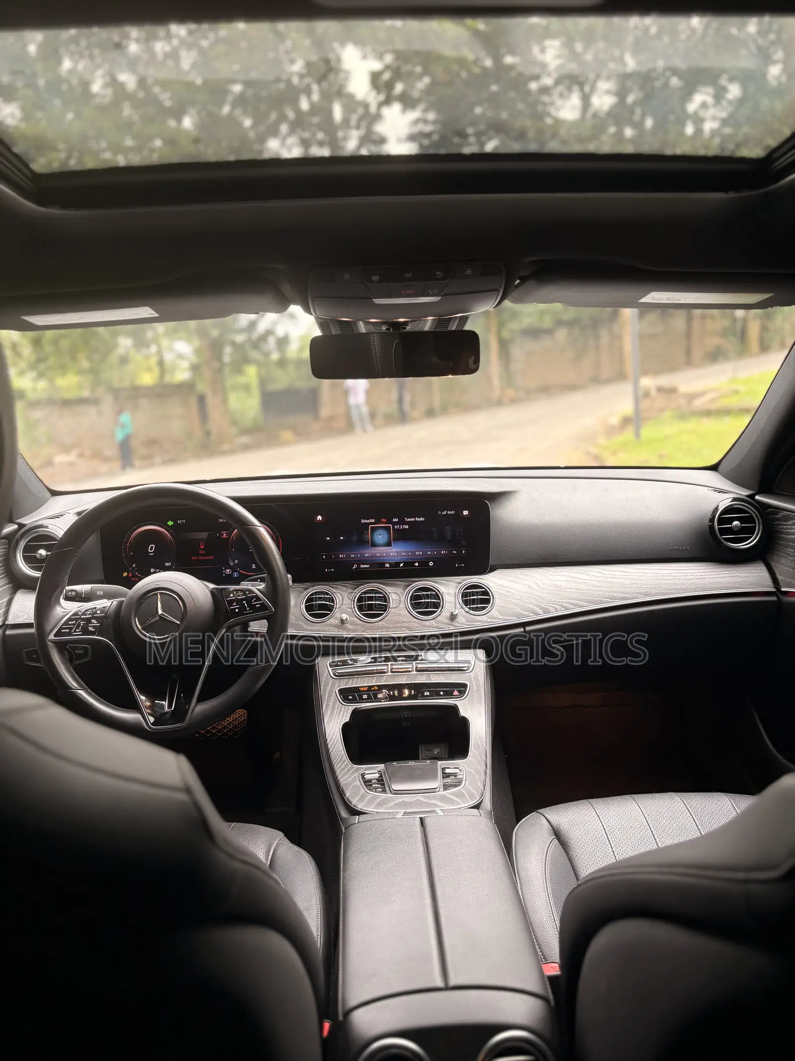 Mercedes-Benz E350 2021 White