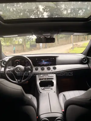 Mercedes-Benz E350 2021 White