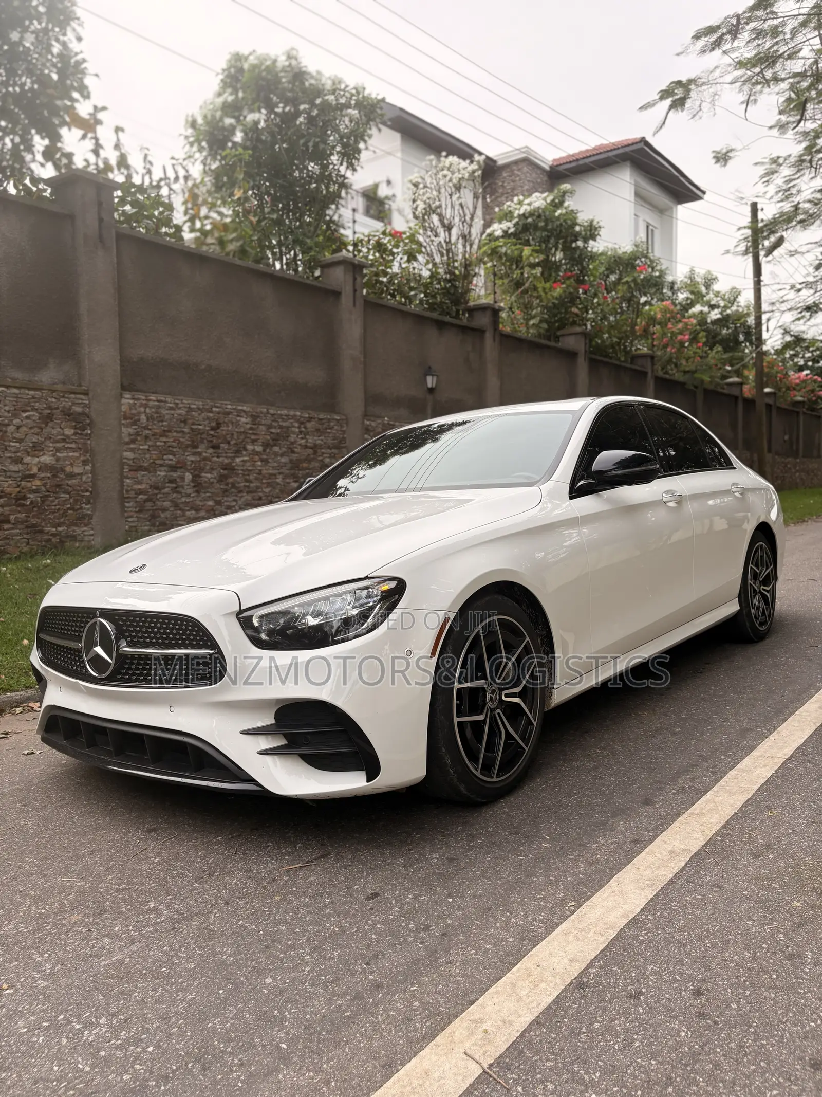 Mercedes-Benz E350 2021 White