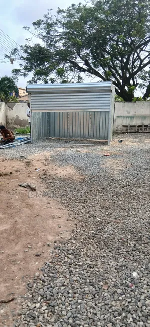 Shop Container