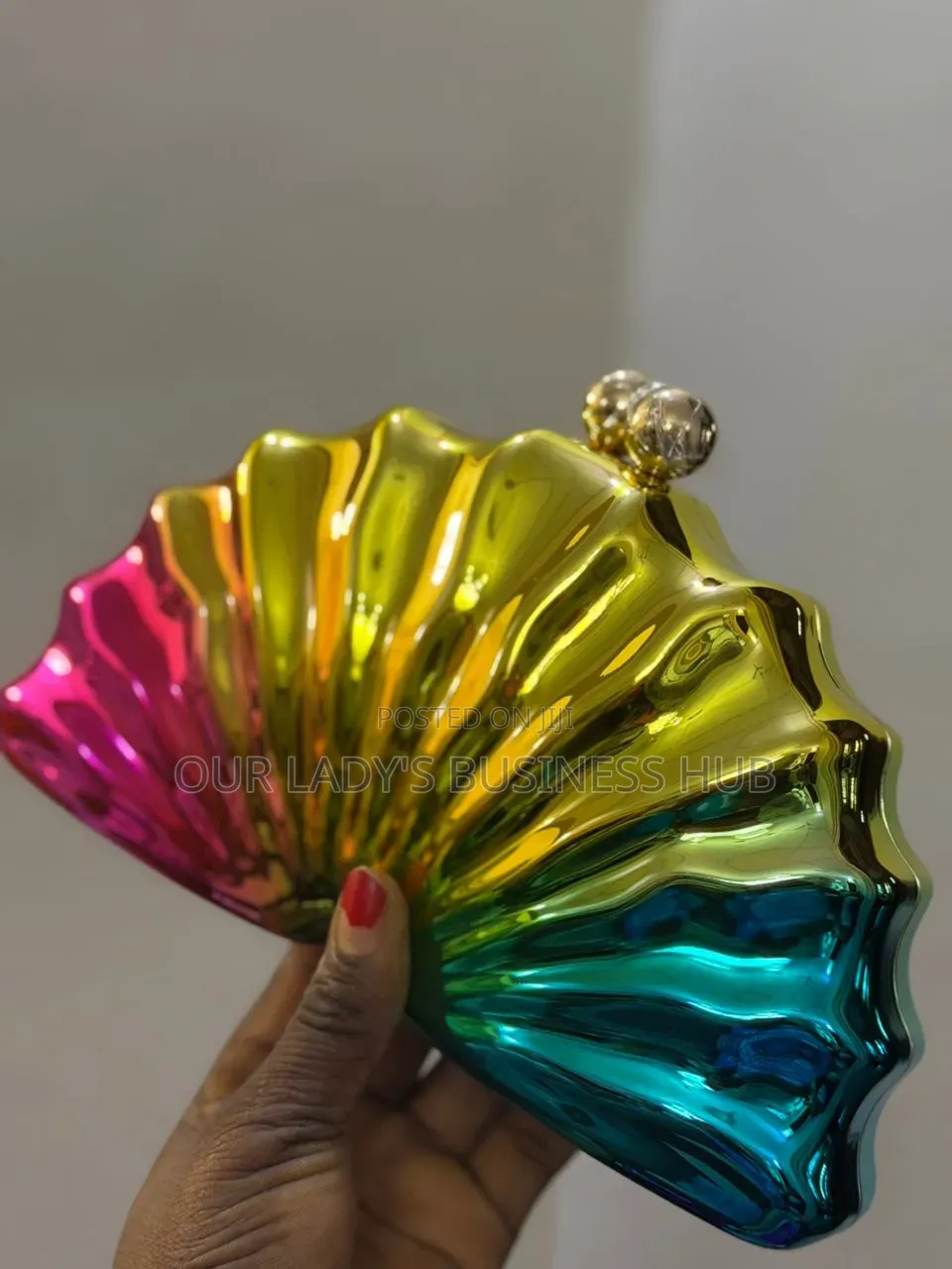 Metallic Shell Clutch