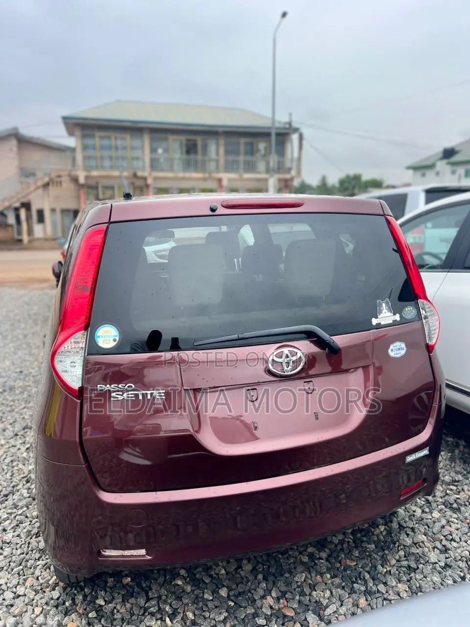Toyota Passo Sette 1.5 AWD 2012 Brown