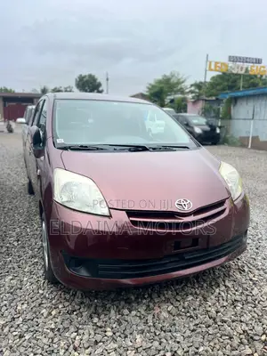 Toyota Passo Sette 1.5 AWD 2012 Brown