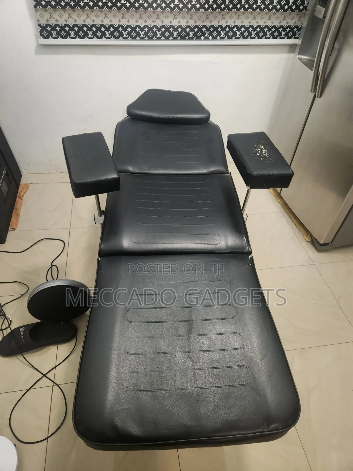 Tatoo/Spa Bed