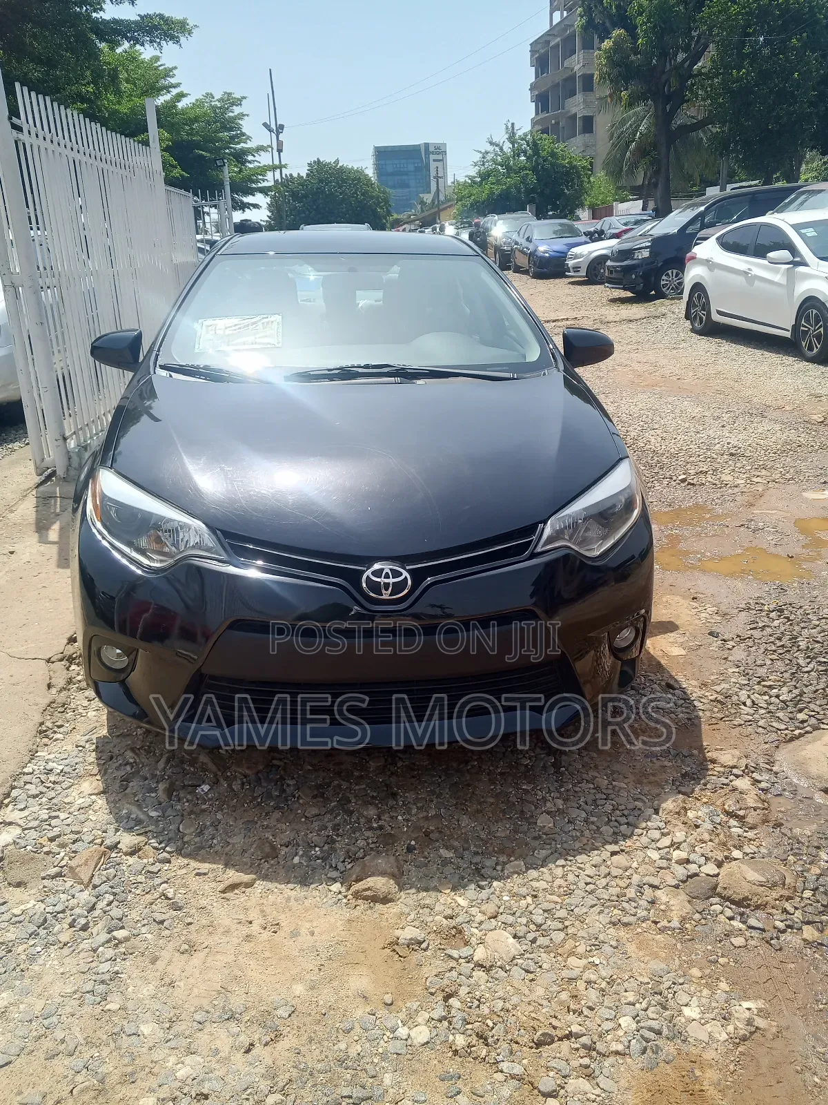 Toyota Corolla LE 4dr Sedan (1.8L 4cyl CVT) 2015 Black