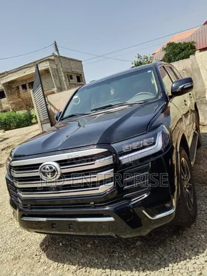 Toyota Land Cruiser 2023 Black
