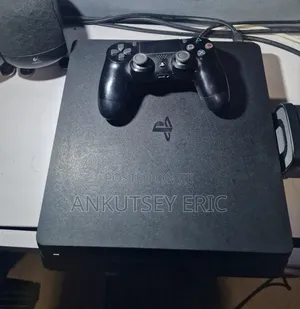 Ps4 Slim With Five Jailbreak Games