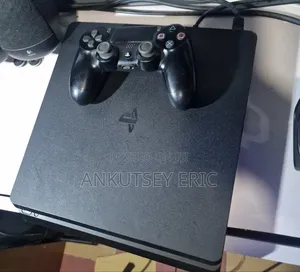 Ps4 Slim With Five Jailbreak Games