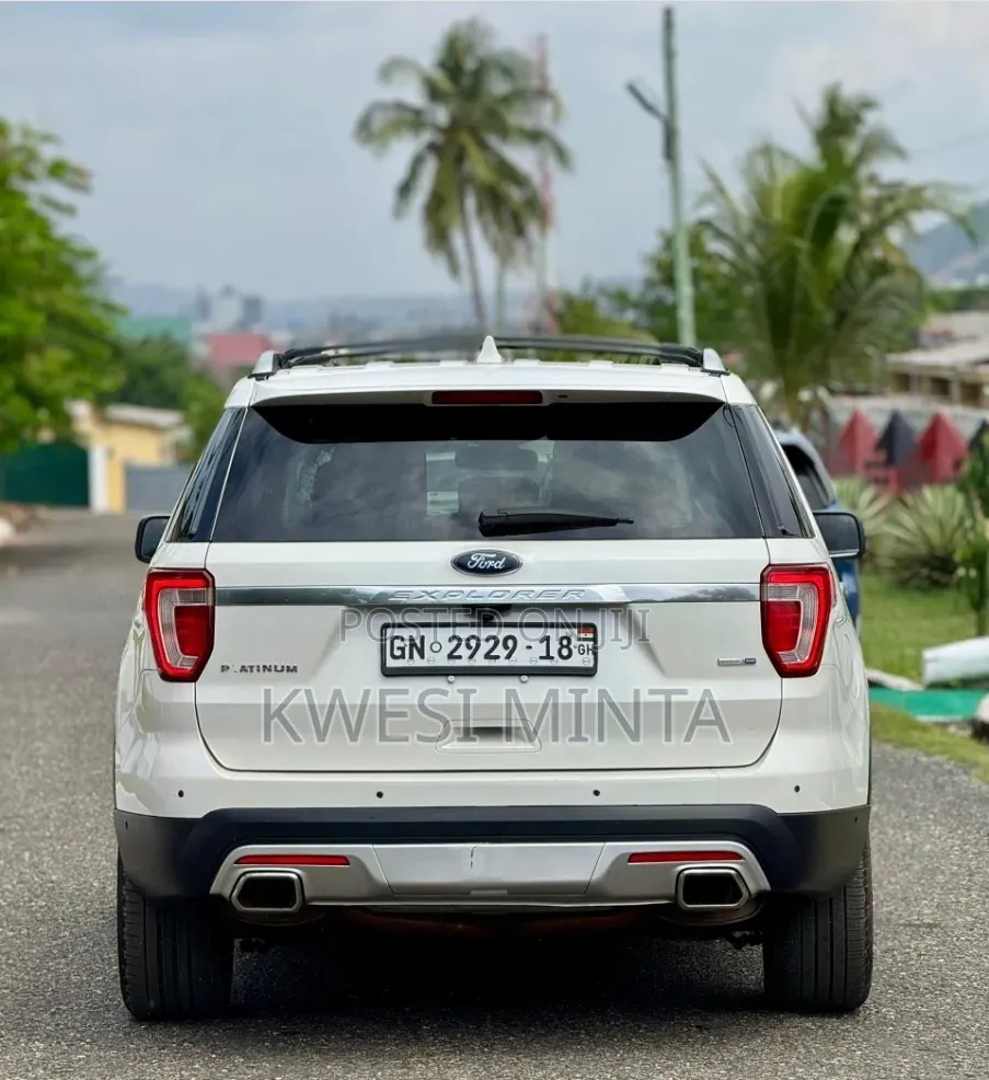 Ford Explorer Platinum 4dr 4x4 (3.5L 6cyl 6A) 2017 White
