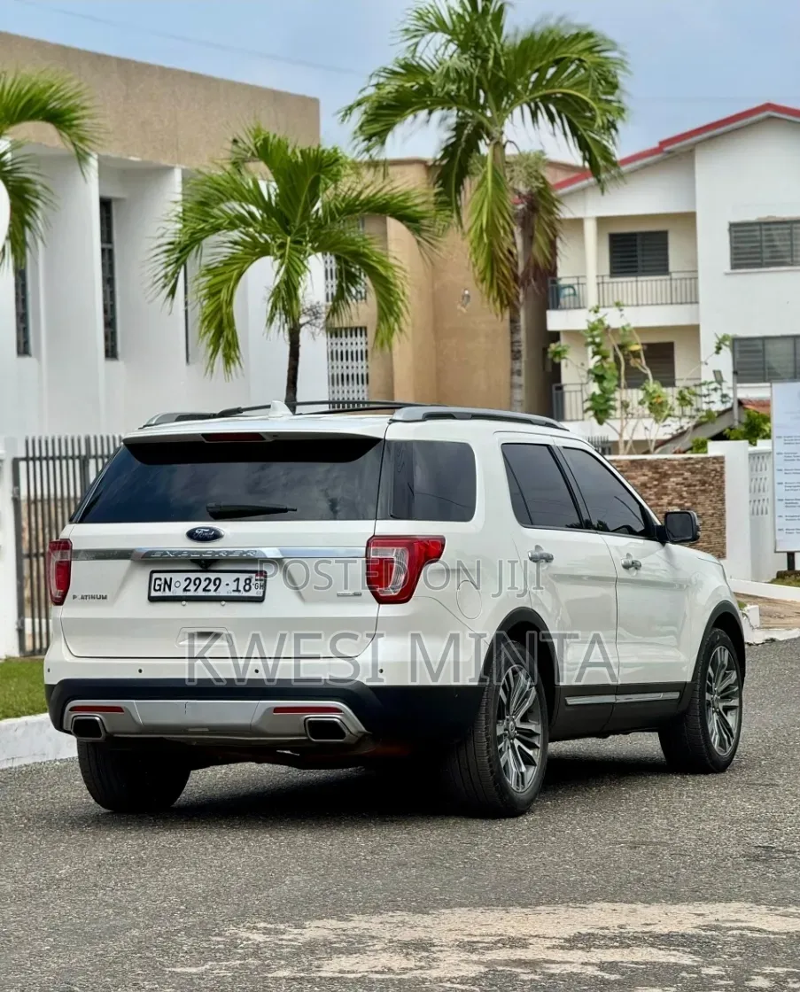 Ford Explorer Platinum 4dr 4x4 (3.5L 6cyl 6A) 2017 White