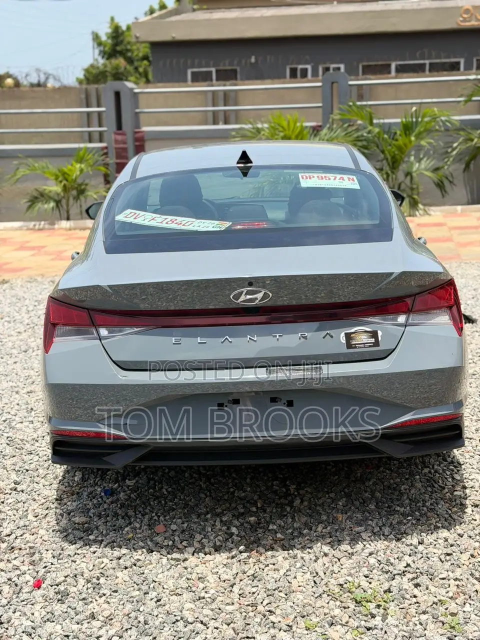Hyundai Elantra 2023 Gray