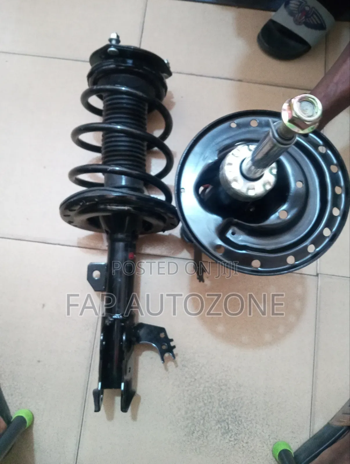 10735. Original Toyota Camry Shocks Absorber Imported From Usa