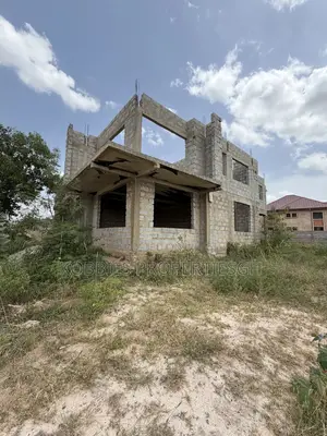 5bdrm House in Kobbies Properties, Accra Metropolitan for sale