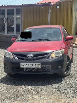 Toyota Corolla 2013 Red