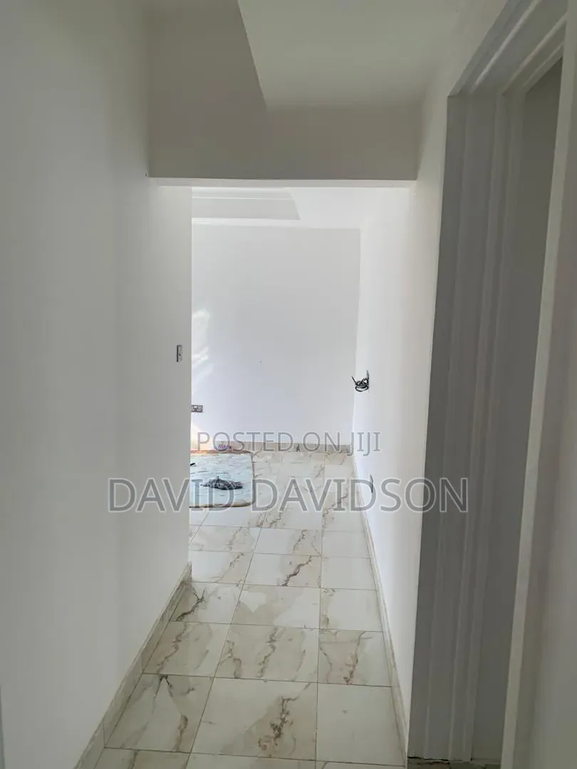 3bdrm House in 3 Bedroom  Storey, Tema Metropolitan for rent