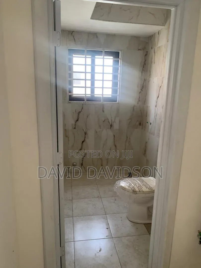 3bdrm House in 3 Bedroom  Storey, Tema Metropolitan for rent