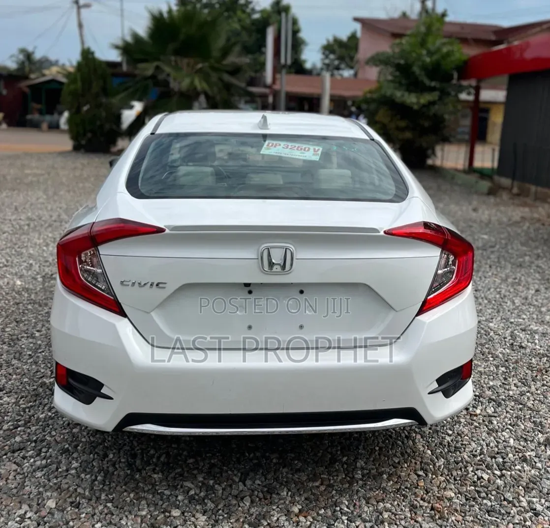 Honda Civic EX Sedan 2019 White