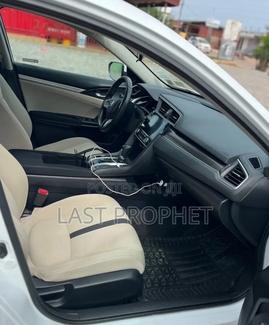Honda Civic EX Sedan 2019 White