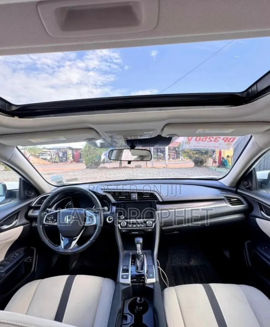 Honda Civic EX Sedan 2019 White
