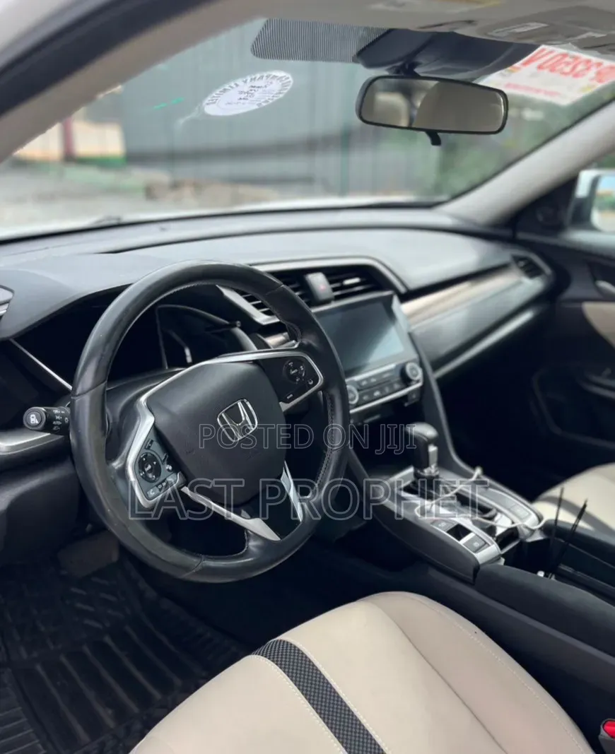 Honda Civic EX Sedan 2019 White