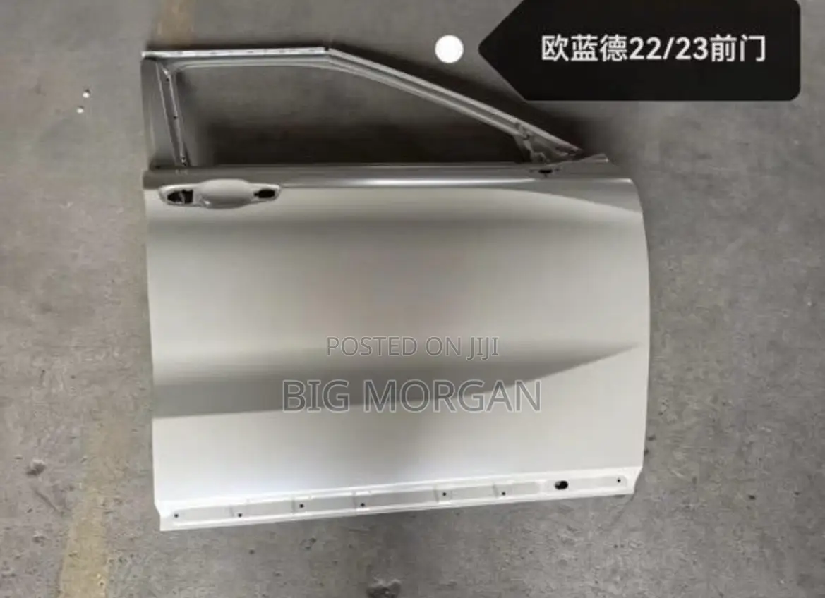Mitsubishi Outlander 2023 Empty Door