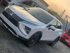 Mitsubishi Eclipse 2023 White