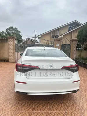 Honda Civic Sport CVT 2024 White