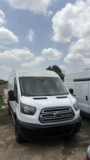 Ford Transit 2016 White