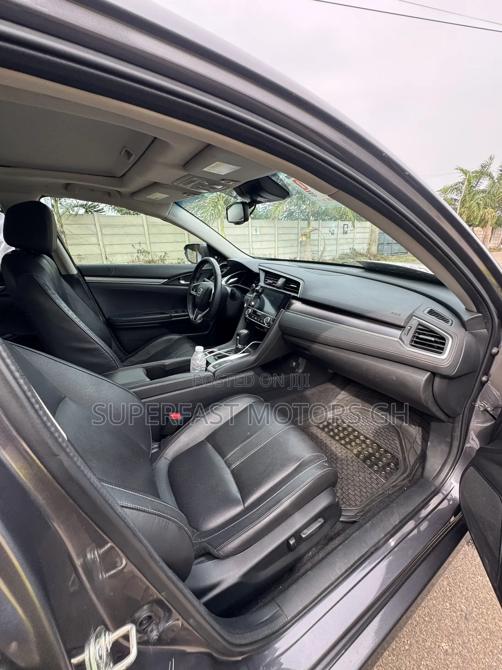 Honda Civic Touring 4dr Sedan (1.5L 4cyl) 2016 Black
