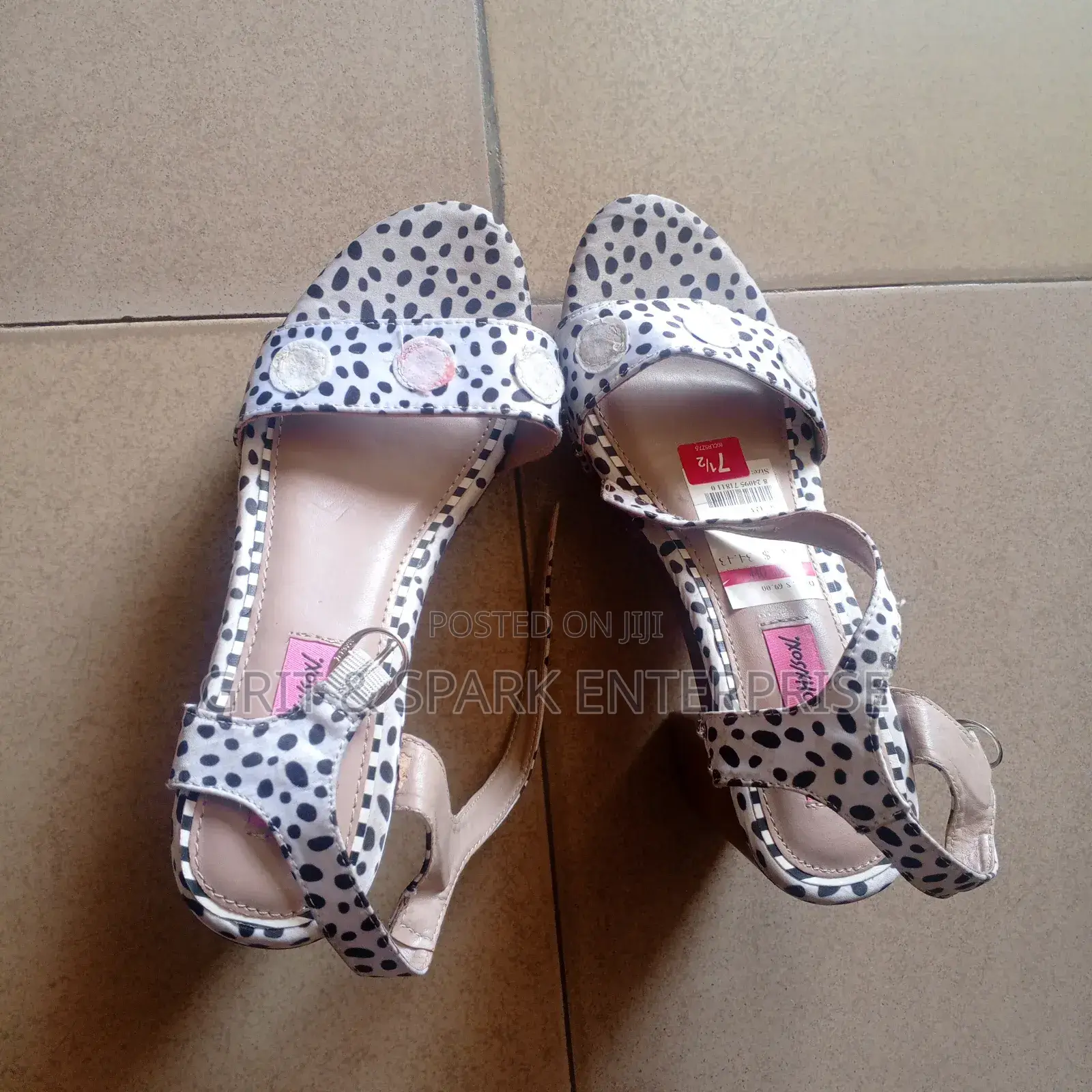 Betsey Johnson Sandals (Brand New From Usa 7 Half)