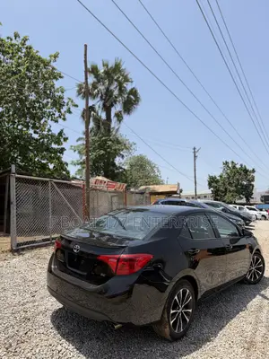 Toyota Corolla 2019 Black