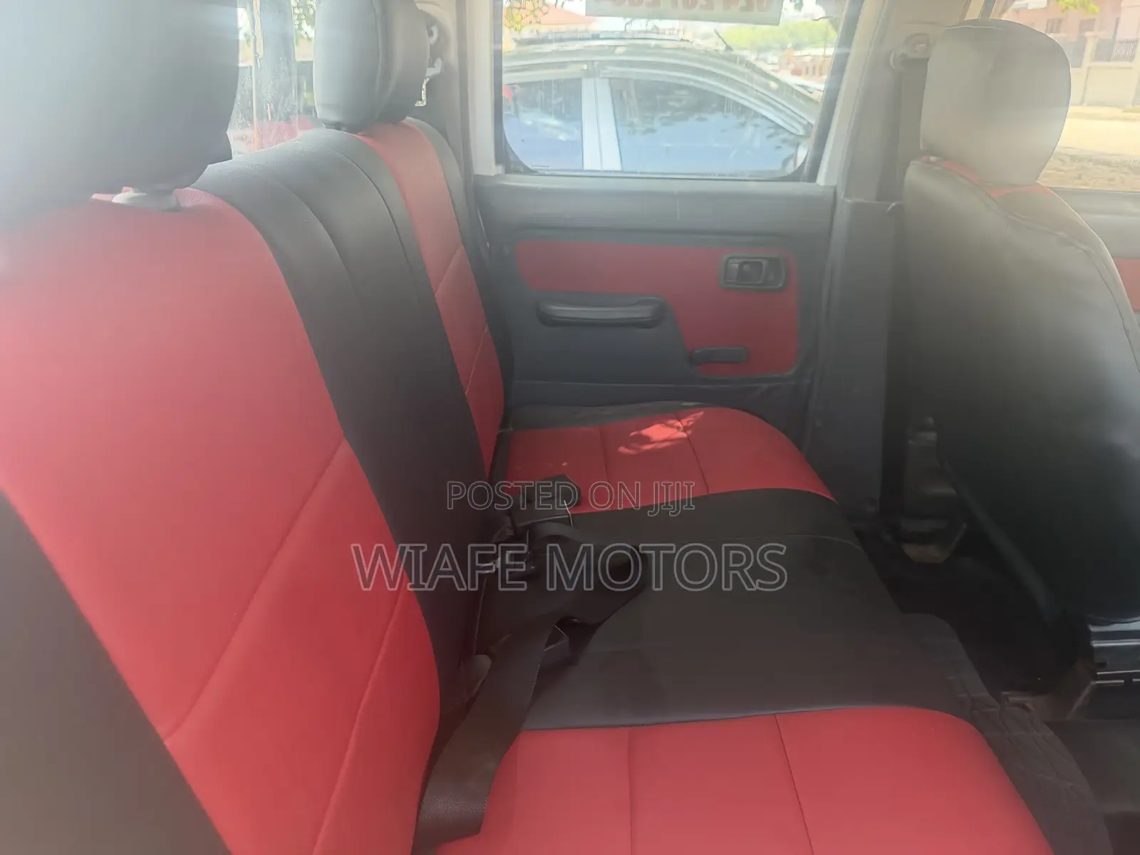 Nissan Hardbody 2015 White