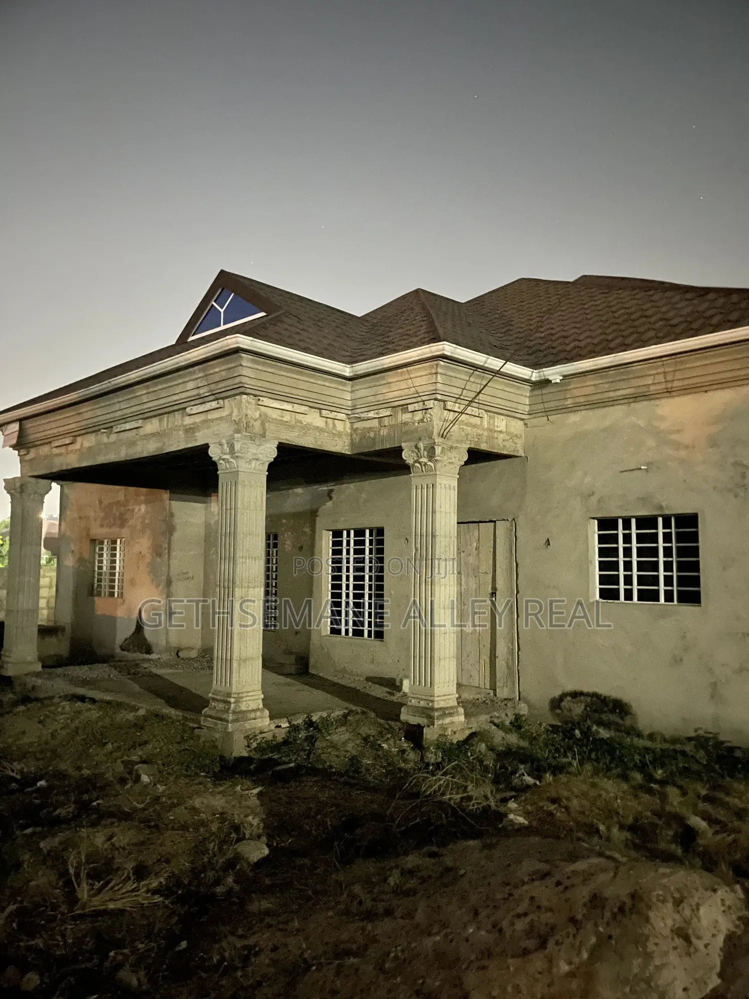 4bdrm House in Gethsemeny Alley, Ablekuma for sale