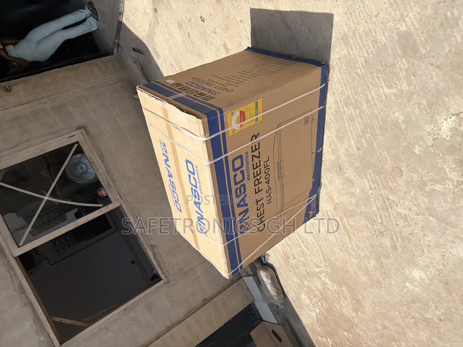 Accurate New Nasco 400fl Chest Freezer 288 Liters