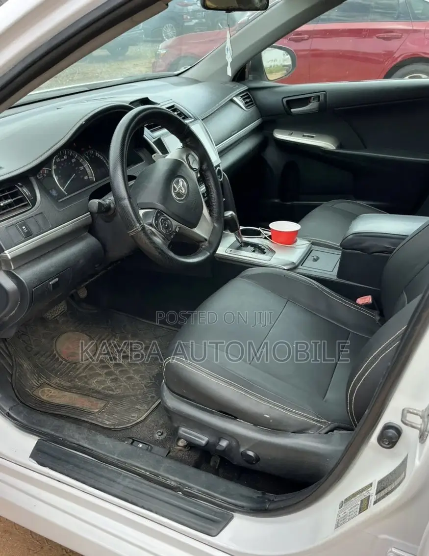 Toyota Camry 2014 White
