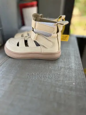 Sandals for Girls