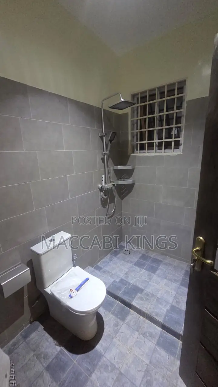 Furnished 4bdrm House in Maccabi Real Estate, Kumasi Metropolitan