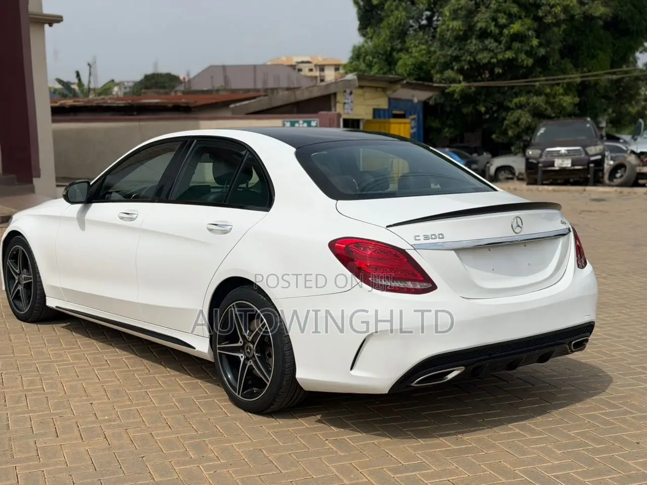 Mercedes-Benz C300 Sport 4Matic Sedan AWD (2.0L 4cyll 7A) 2016 White