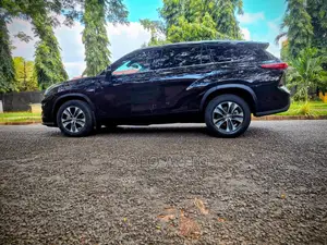 Toyota Highlander XLE AWD 2020 Black