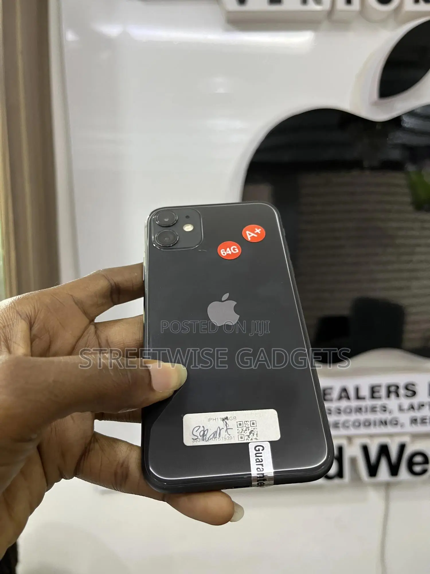 Apple iPhone 11 64 GB Black