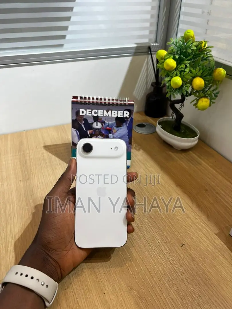 Apple iPhone Air 256 GB Silver