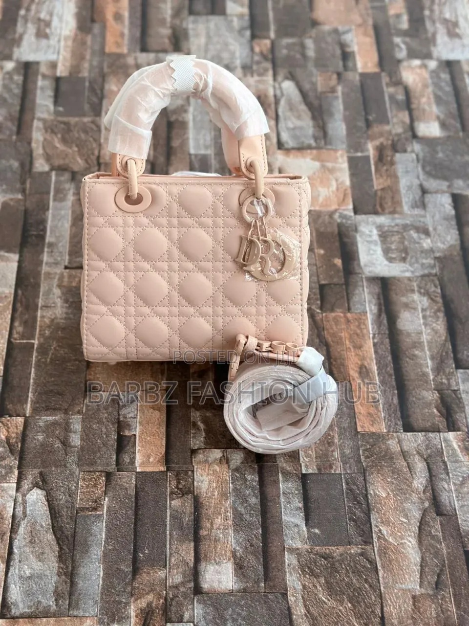 Klassy Dior Hand Bag.