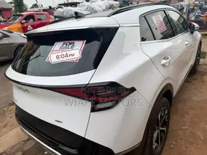 Kia Sportage 2025 White