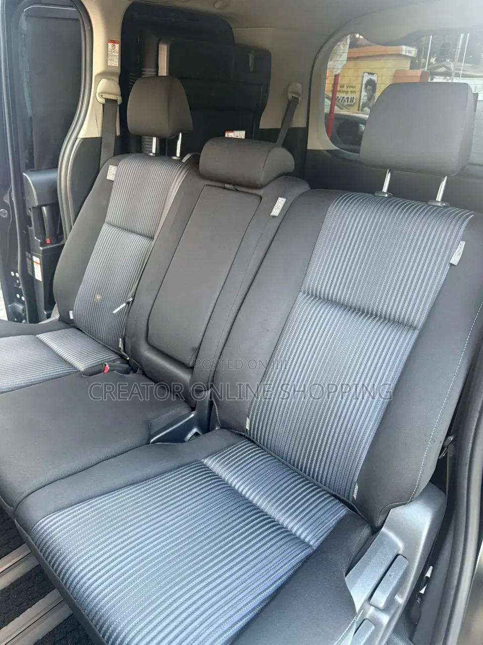 Toyota Voxy SV Premium 2014 Black