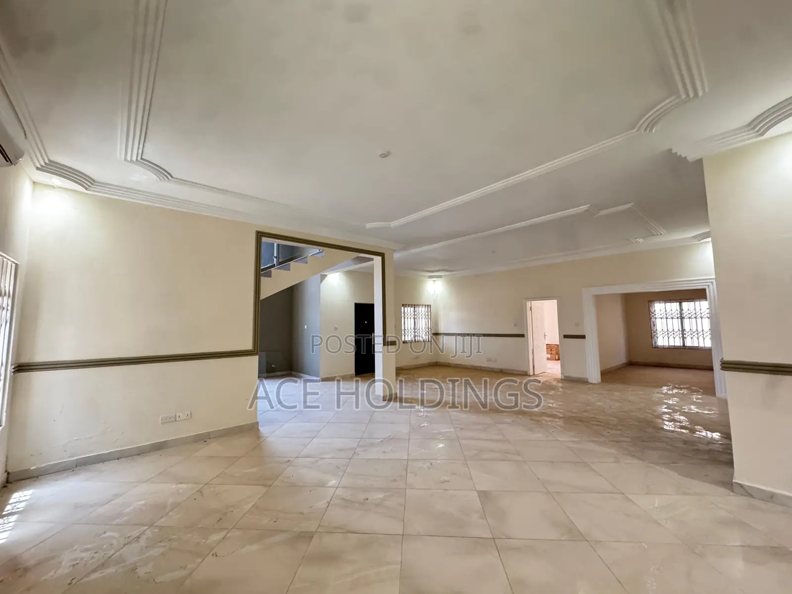 6bdrm Mansion in East Legon Hills for rent