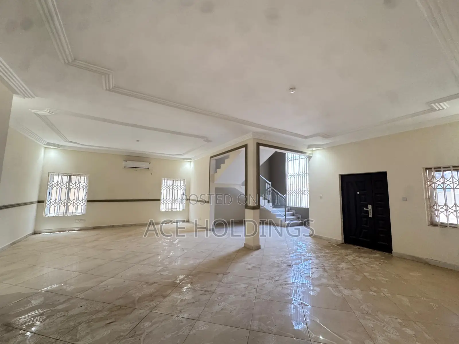 6bdrm Mansion in East Legon Hills for rent