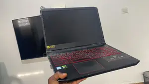 Laptop Acer Nitro 17 24GB Intel Core i7 SSD 256GB