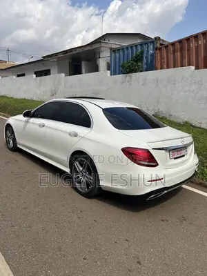 Mercedes-Benz E300 2017 White