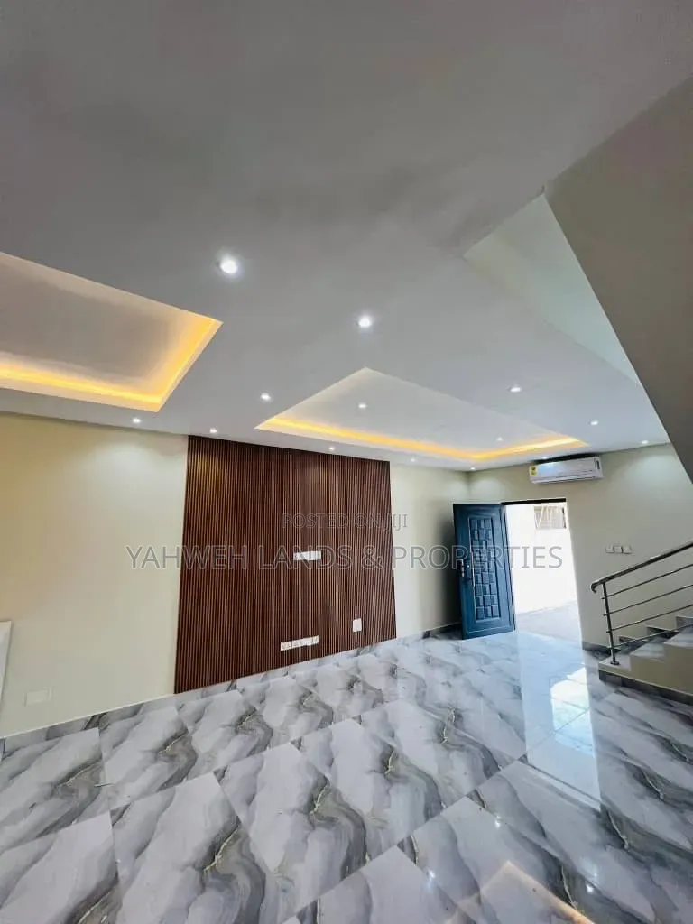 2bdrm House in East Legon, A&C Mall Area for sale